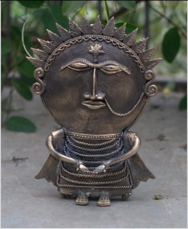 Ma Laxmi metal figurine