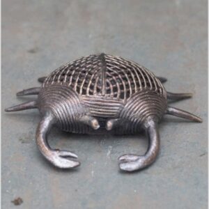 Mesh crab